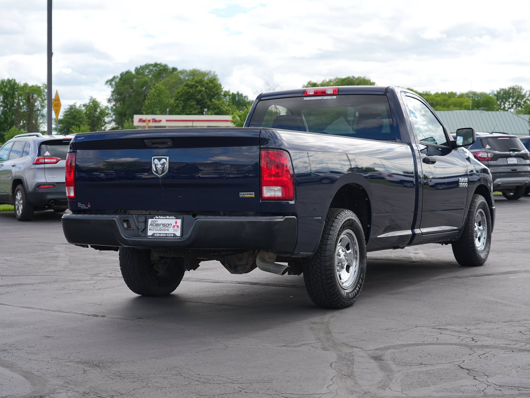 Used 2017 RAM 1500 Tradesman w/ Power & Remote Entry Group RWD image 3