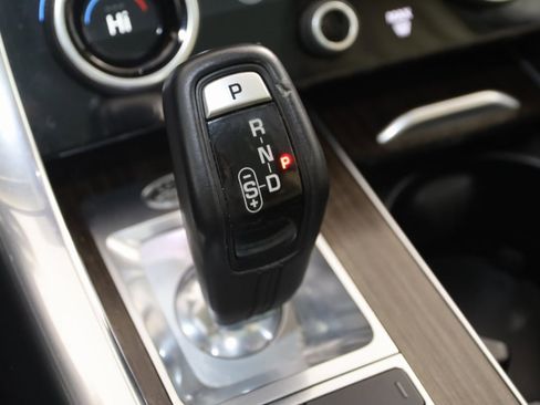 Used 2020 Land Rover Range Rover Sport SE image 7
