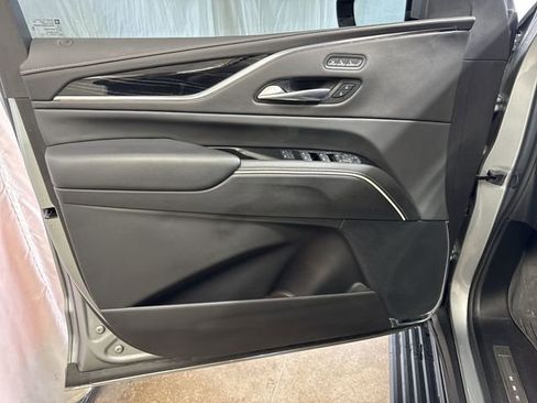 Used 2024 Cadillac Escalade Sport w/ LPO, ONYX Package AWD/4WD image 27