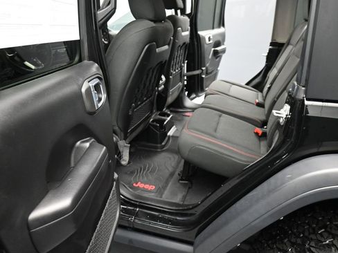 Used 2021 Jeep Wrangler Unlimited Rubicon image 21