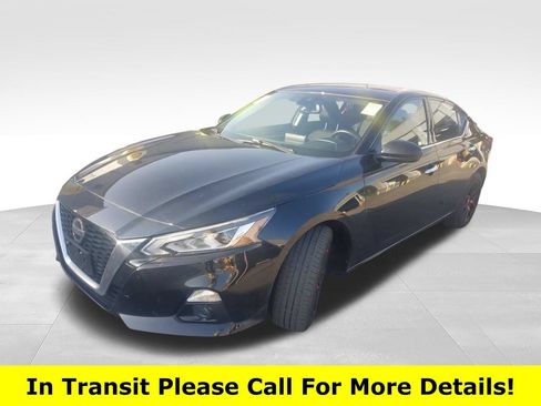 Used 2020 Nissan Altima 2.5 SV AWD/4WD image 1