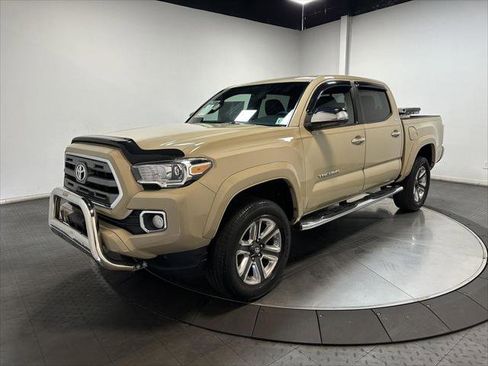 Certified 2017 Toyota Tacoma Limited w/ Tow Package AWD/4WD image 1