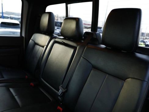 Used 2013 Ford F250 Lariat image 42