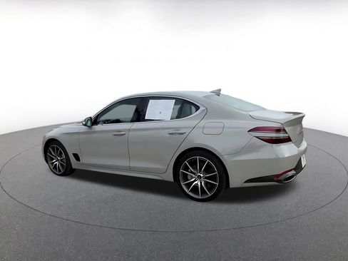 Used 2025 Genesis G70 2.5T image 10