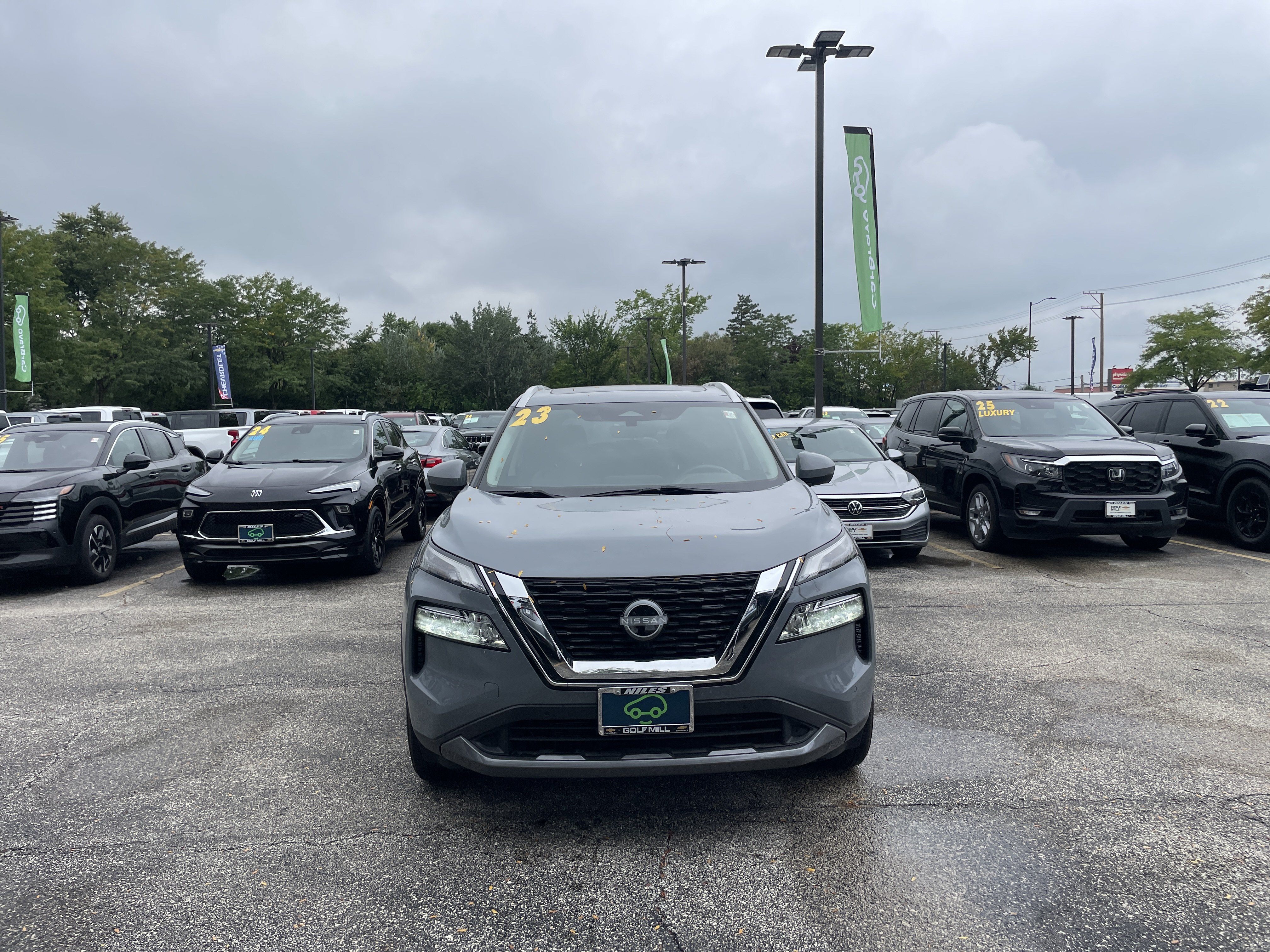 Used 2023 Nissan Rogue SL w/ SL Premium Package AWD/4WD image 2