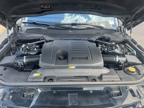 Used 2019 Land Rover Range Rover Sport HST image 16