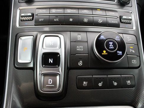 Used 2022 Hyundai Santa Fe Limited w/ Cargo Package image 41