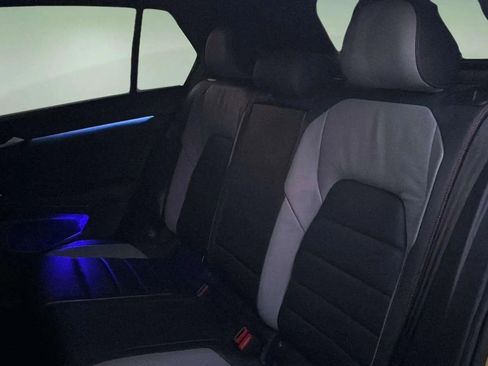 Used 2022 Volkswagen GTI Autobahn image 19