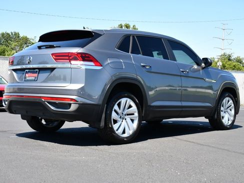 Used 2020 Volkswagen Atlas Cross Sport SE FWD image 7