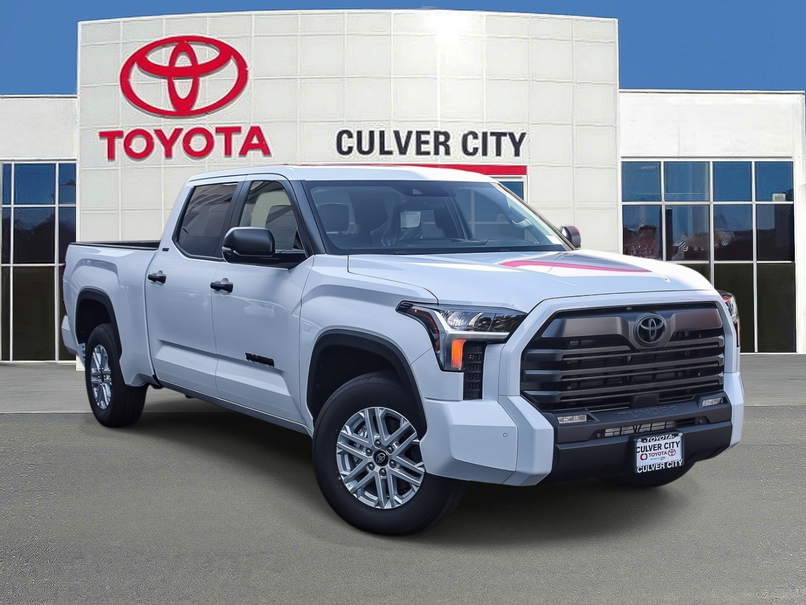 New 2026 Toyota Tundra SR5 w/ SR5 Convenience Package RWD image 1