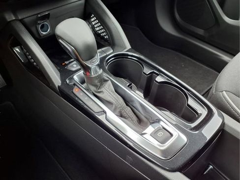 New 2026 Chevrolet TrailBlazer LT w/ Convenience Package FWD image 9