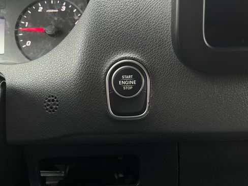 Used 2019 Mercedes-Benz Sprinter 170 Cargo image 18