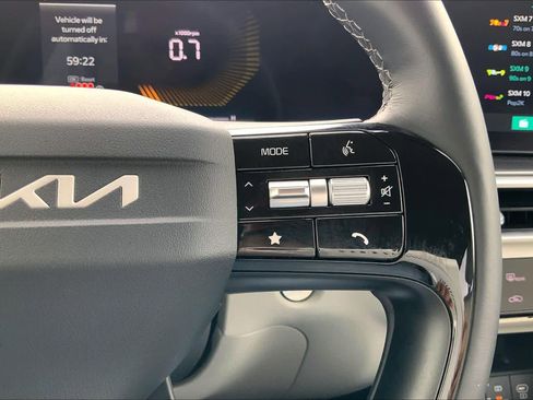 Certified 2026 Kia Sorento S w/ S Panoramic Sunroof Package FWD image 50