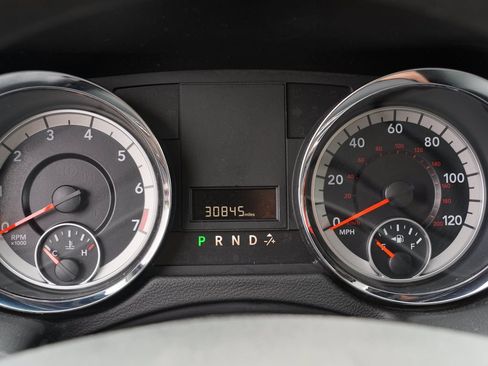 Used 2018 Dodge Grand Caravan SE w/ UConnect Hands-Free Group FWD image 27
