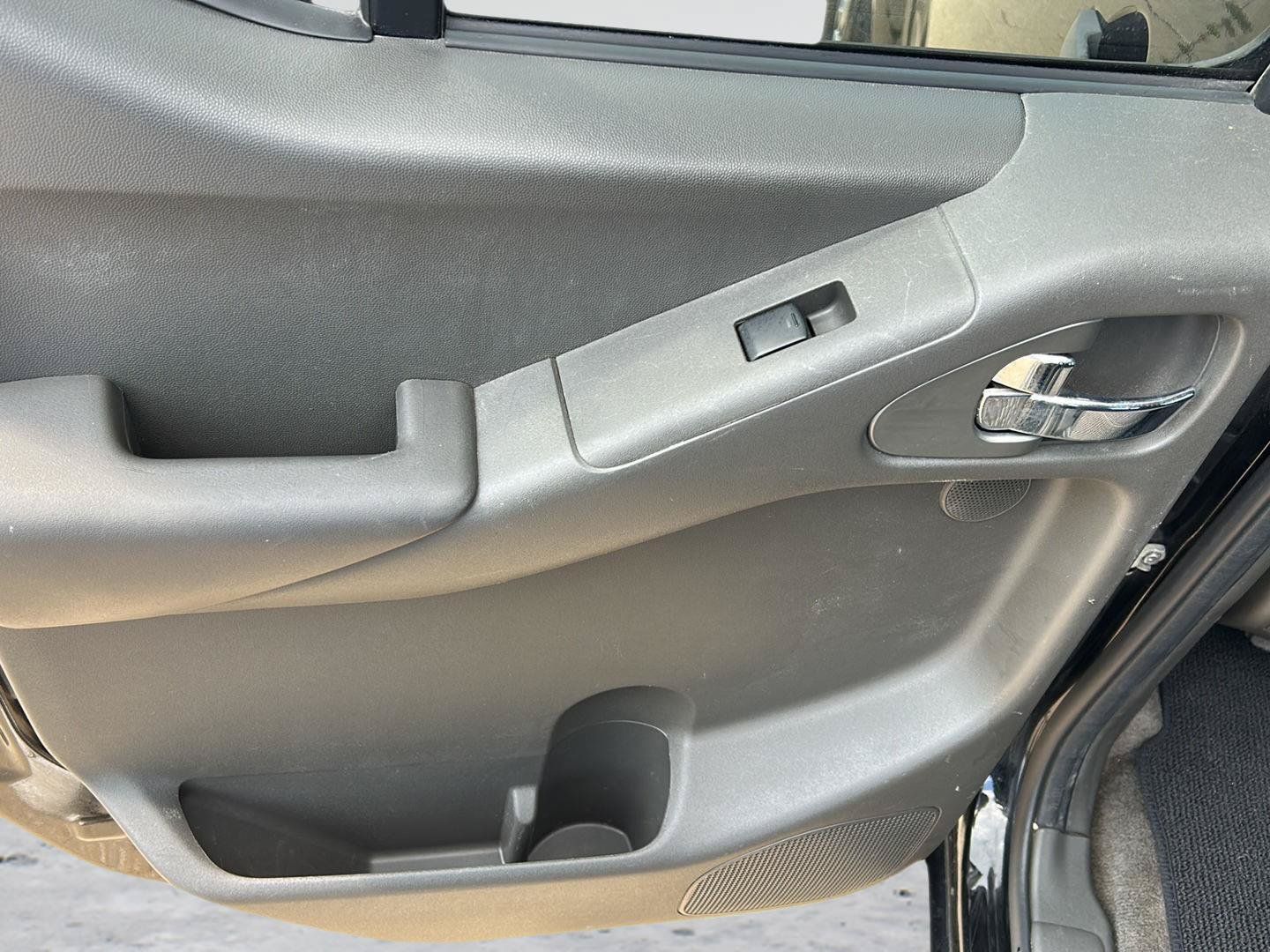 Used 2018 Nissan Frontier PRO-4X AWD/4WD image 21