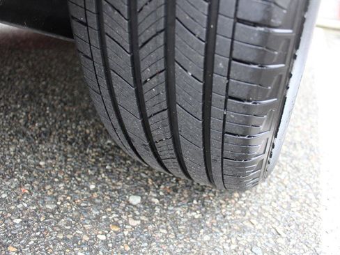 Used 2020 Toyota RAV4 XLE image 26