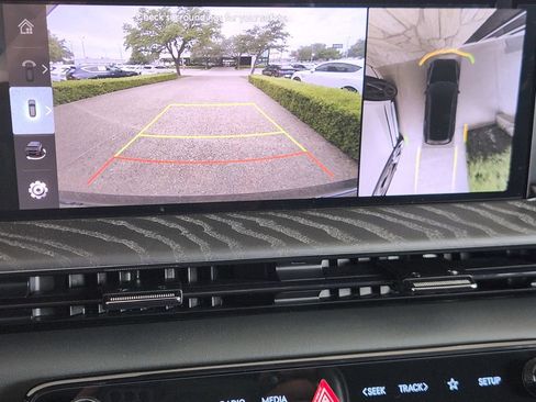 New 2026 Genesis GV70 2.5T Select AWD/4WD image 14