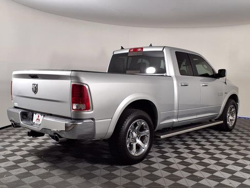 Used 2018 RAM 1500 Laramie RWD image 30