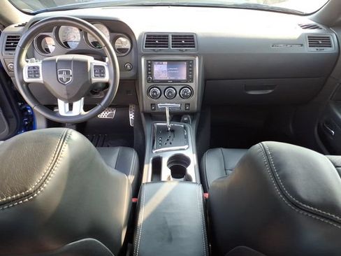 Used 2012 Dodge Challenger R/T RWD image 26
