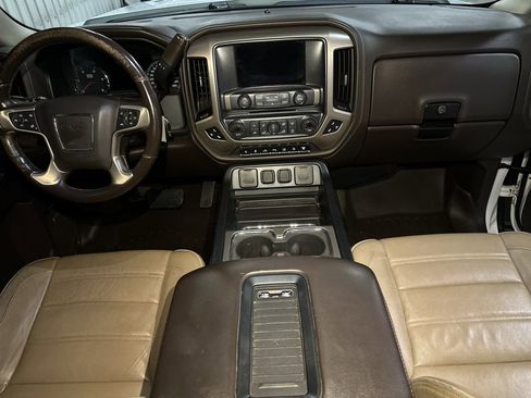 Used 2017 GMC Sierra 2500 Denali w/ Duramax Plus Package image 34