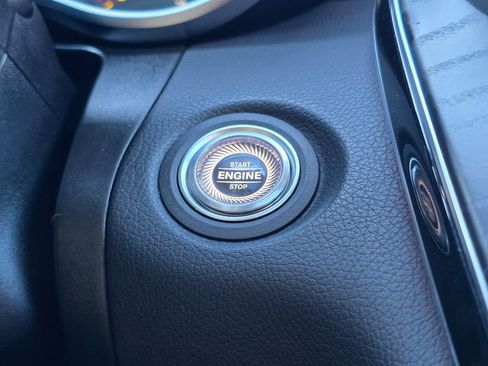 Used 2020 Mercedes-Benz GLC 300 image 37