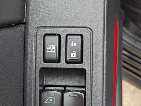 Used 2023 Nissan Frontier Pro-X w/ Technology Package image 14