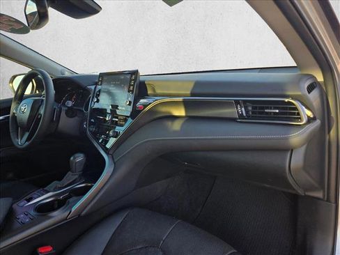 Used 2024 Toyota Camry XSE w/ Navigation Package image 22