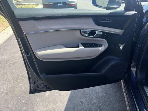 Used 2025 Volvo XC90 B6 Plus w/ Protection Package Premier image 20