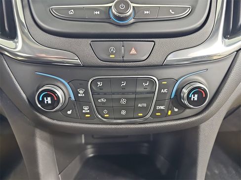 Certified 2023 Chevrolet Equinox LT image 31