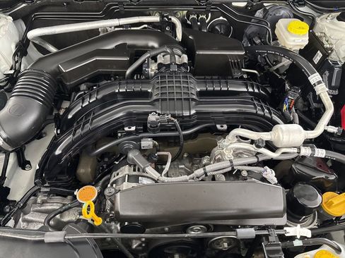 Used 2024 Subaru Crosstrek 2.0i Premium image 30