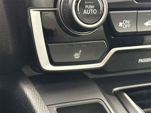 Used 2017 Honda CR-V EX image 7