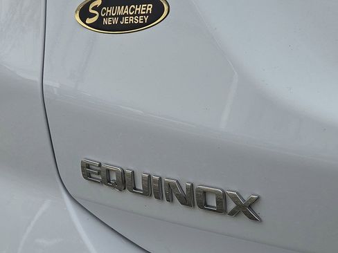 Used 2023 Chevrolet Equinox LT image 36