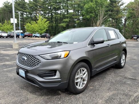 Used 2024 Ford Edge SEL AWD/4WD image 5