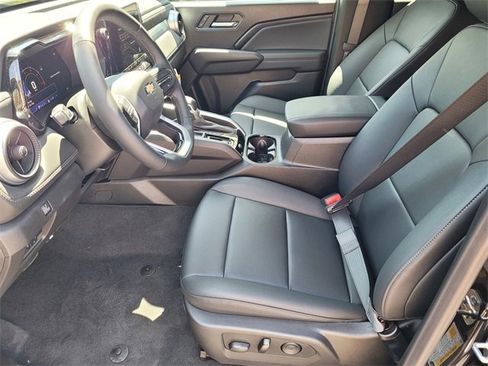 New 2025 Chevrolet Colorado LT w/ LT Convenience Package image 8