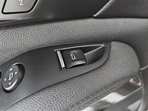 Used 2019 BMW X5 xDrive40i w/ Premium Package 2 image 42