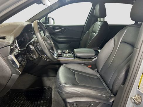 Used 2023 Audi Q7 2.0T Premium Plus w/ Premium Plus Package AWD/4WD image 19