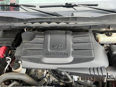 Used 2023 Nissan Titan PRO-4X w/ Pro-4x Convenience Package AWD/4WD image 21