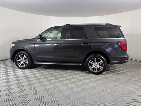 Used 2022 Ford Expedition Limited AWD/4WD image 4