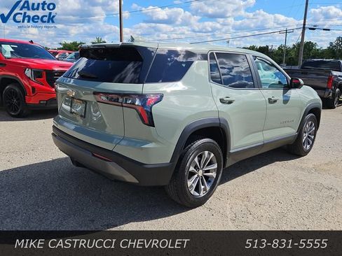 Used 2025 Chevrolet Equinox LT w/ Safety and Technology Package FWD image 5