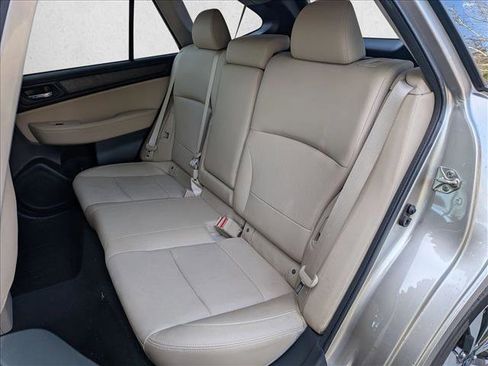 Used 2016 Subaru Outback 2.5i Limited image 18