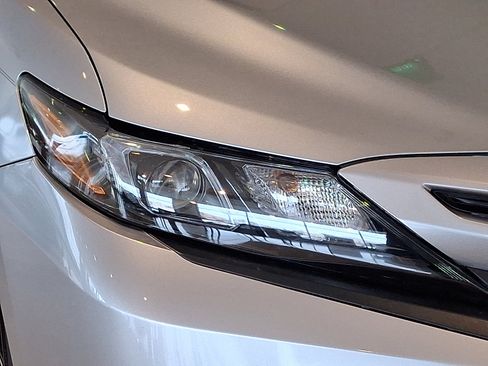 Certified 2023 Toyota Camry SE w/ Cold Weather Package image 9