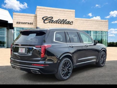 Certified 2023 Cadillac XT6 Premium Luxury w/ LPO, Floor Liner Package AWD/4WD image 4