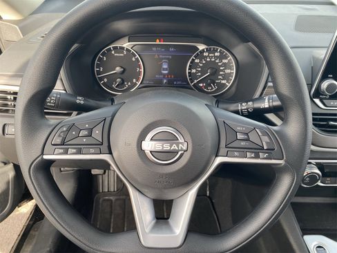 New 2025 Nissan Altima 2.5 SV image 24