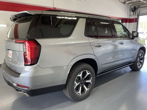 New 2026 GMC Yukon AT4 w/ AT4 Premium Plus Package AWD/4WD image 4