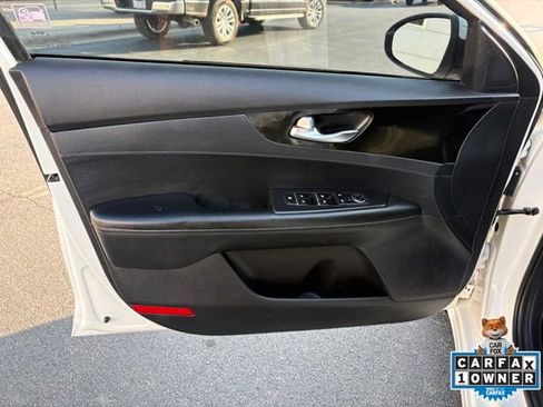 Used 2019 Kia Forte S image 23