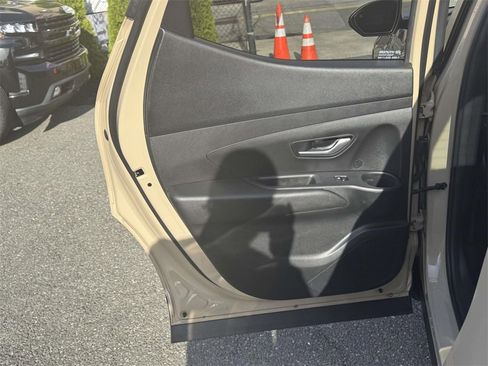 Used 2023 Hyundai Santa Cruz SE image 10