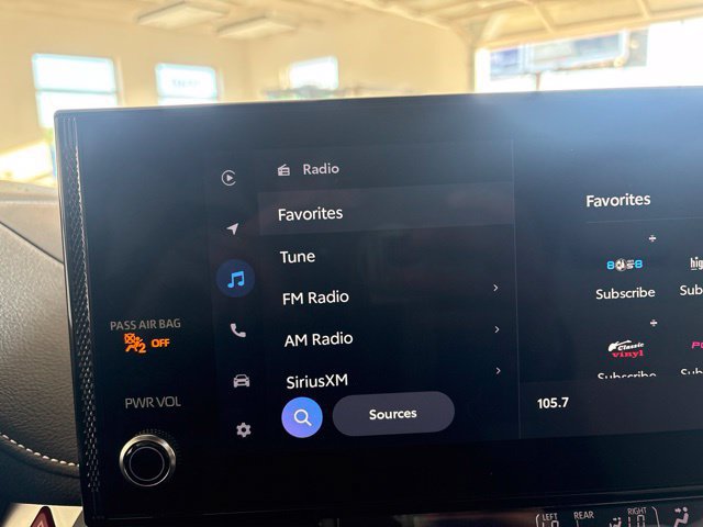 Used 2026 Toyota Sienna AWD image 43