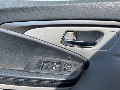 Used 2017 Honda Pilot EX image 10