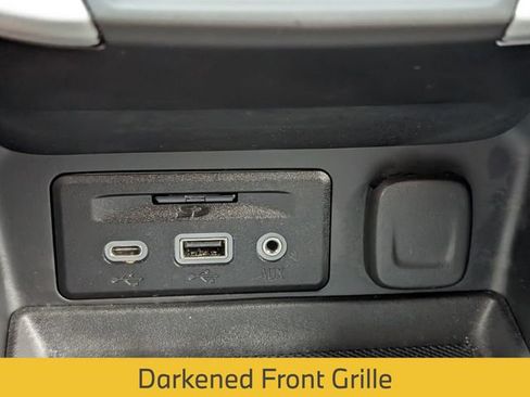 Used 2023 GMC Terrain SLE w/ Driver Convenience Package FWD image 31