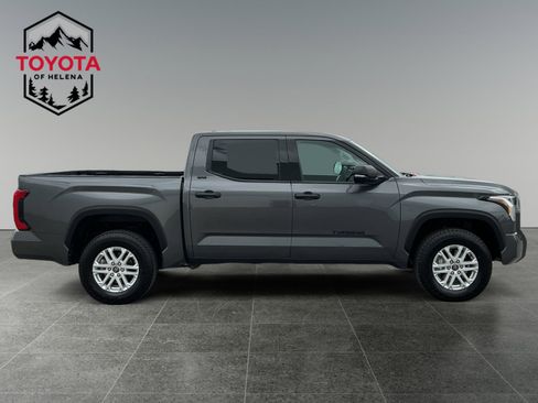 Used 2023 Toyota Tundra SR5 w/ SR5 Convenience Package AWD/4WD image 6